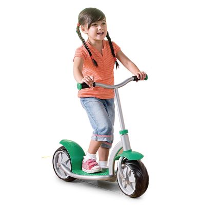 GREEN SCOOTER